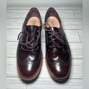 Clarks burgundy Oxford size 7
